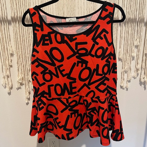 Caren Sport Tops - Vintage “LOVE” Graphic Sleeveless Peplum Blouse Size L